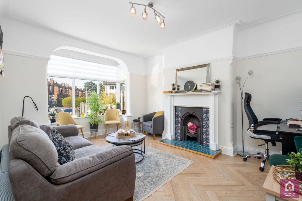 Property photo 2 of 23 Living Room