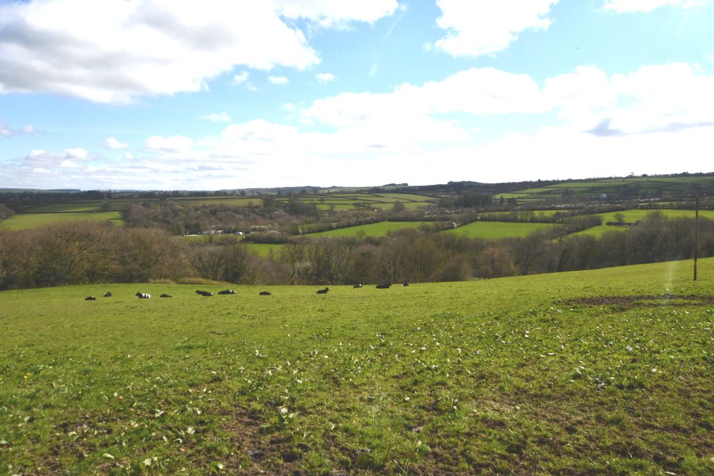 Property photo 2 of 2