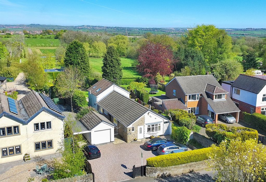 Property photo 1 of 34
