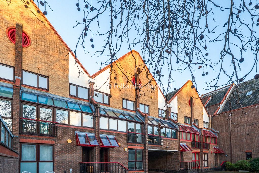 Property photo 1 of 12 Picture No. 01