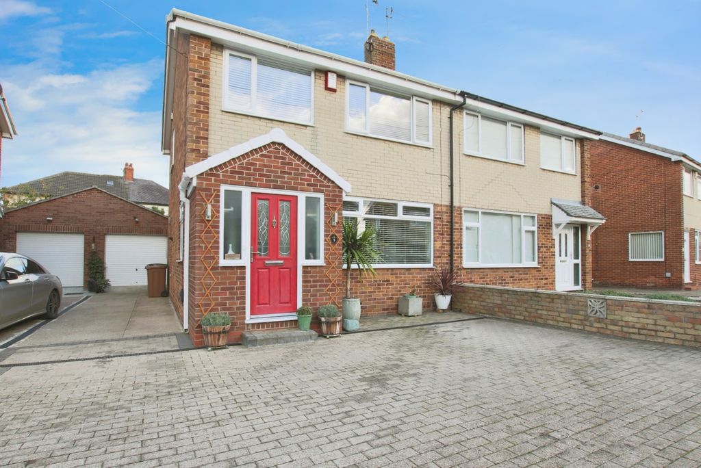 Property photo 1 of 16 4512661