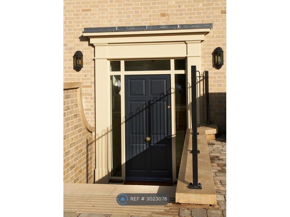 Property photo 1 of 4