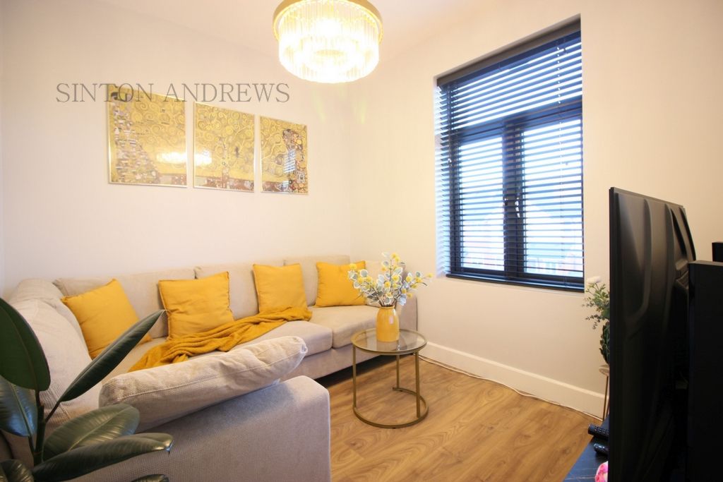 Property photo 3 of 9 Photo 5