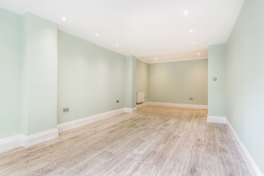 Property photo 2 of 14 548387 (2)