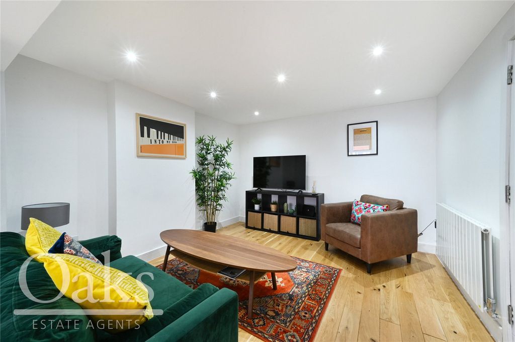 Property photo 3 of 12 Picture No. 06