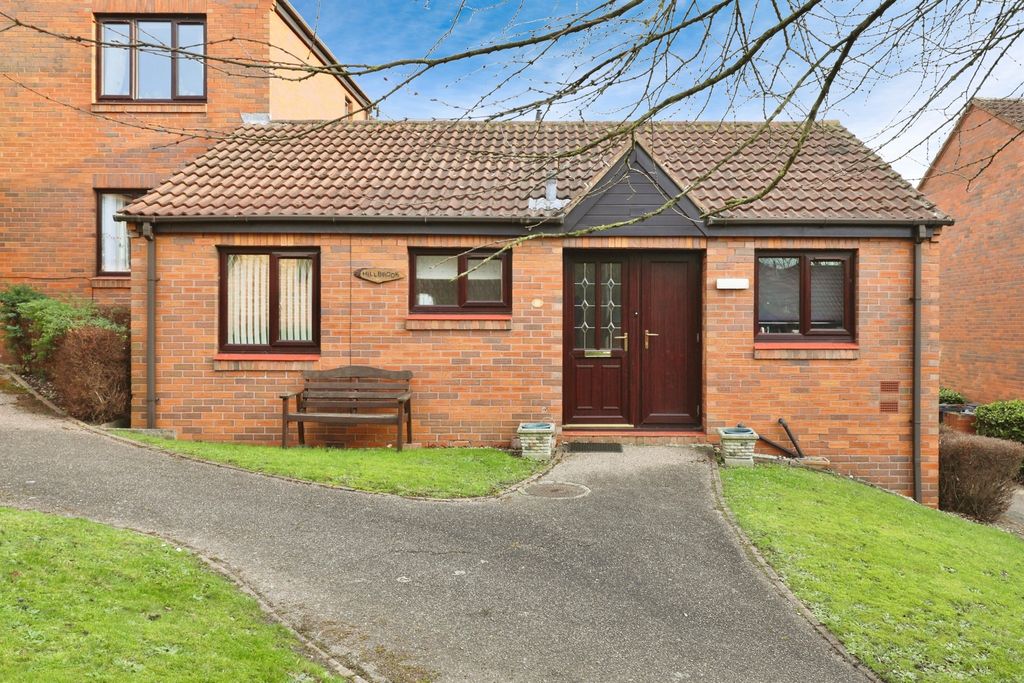 Property photo 1 of 9