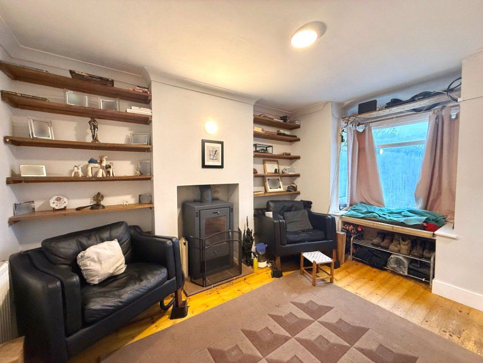 Property photo 2 of 37 Picture No. 43