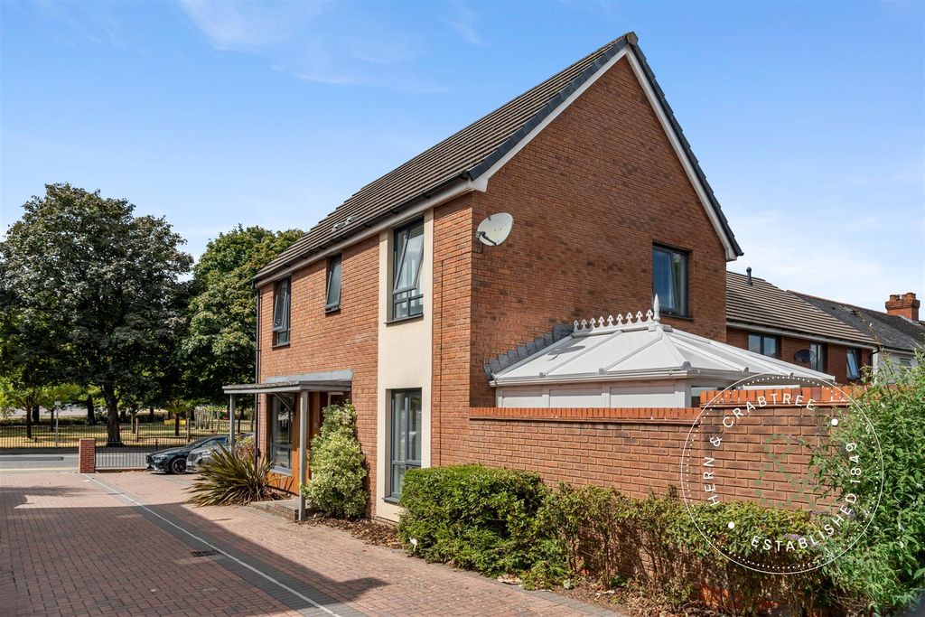 Property photo 1 of 26 July_August-30.Jpg
