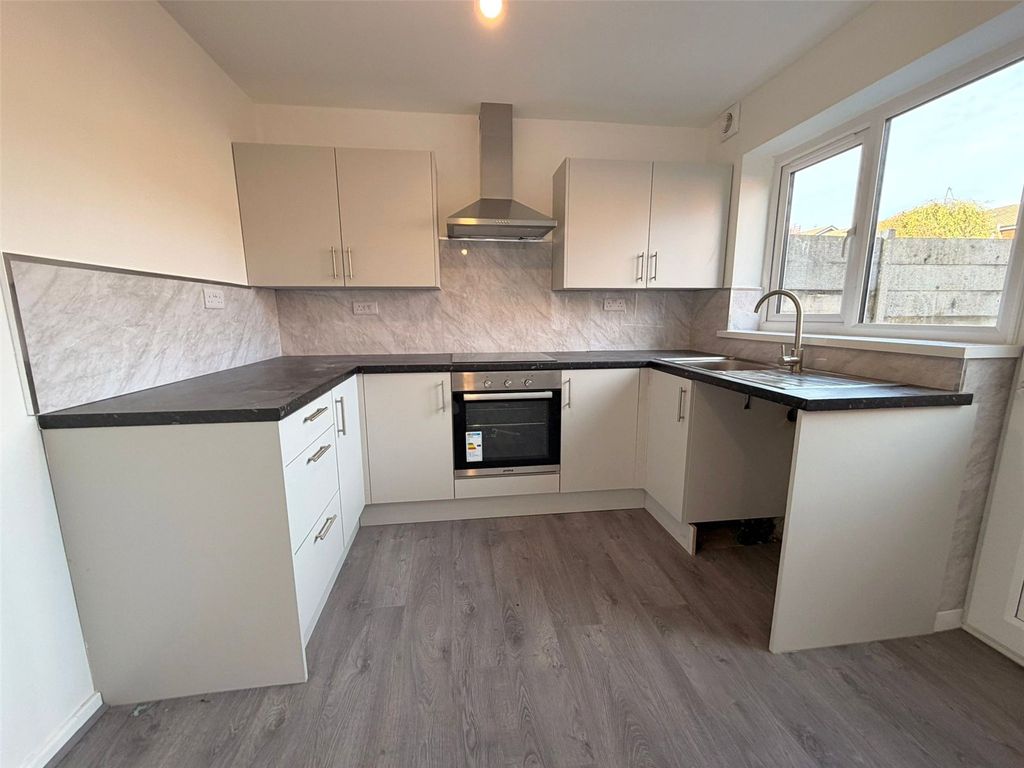 Property photo 2 of 11 Picture No. 04