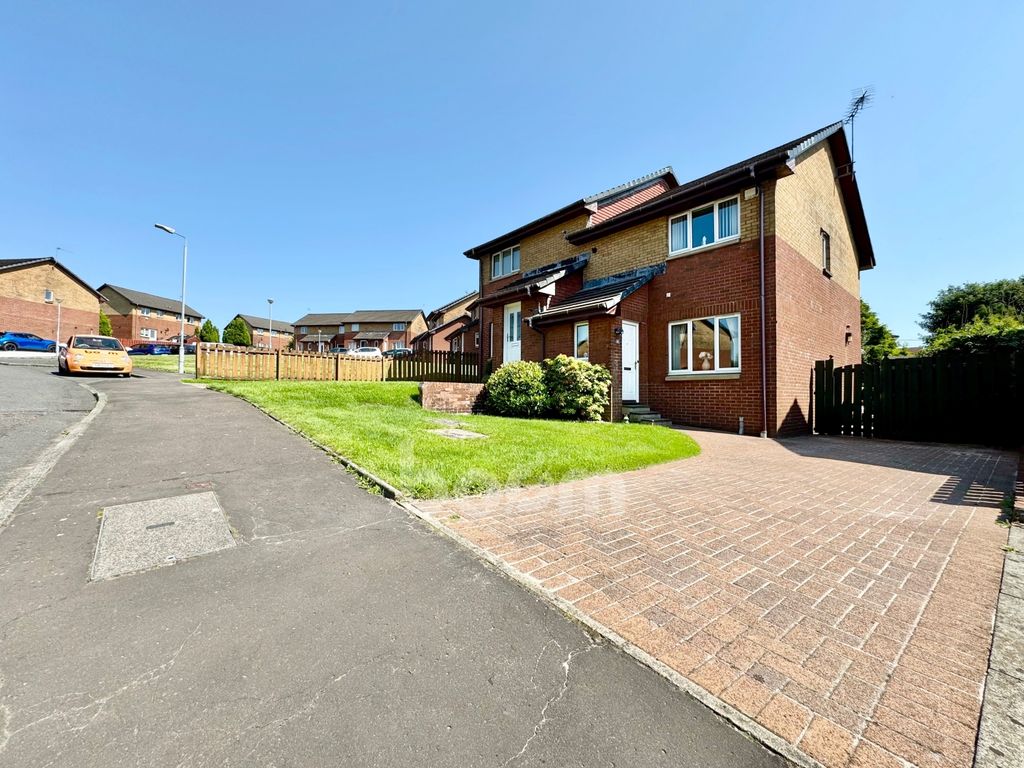 Property photo 1 of 27 Westpark Wynd, Dalry Three Bedroom Semi Detached H