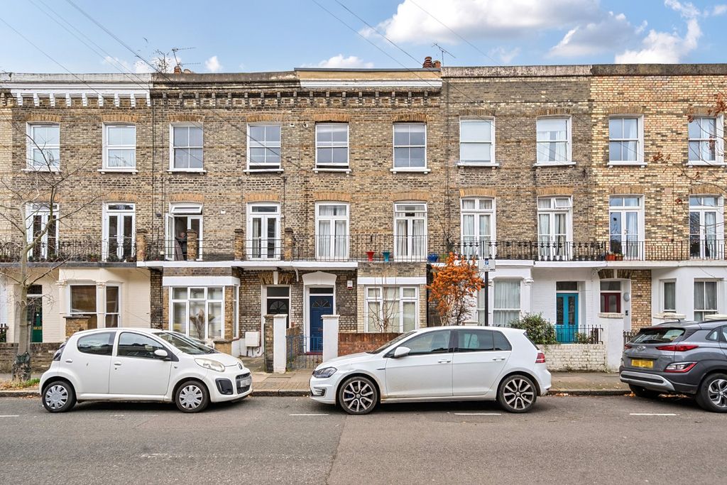 Property photo 2 of 13 Picture No. 16