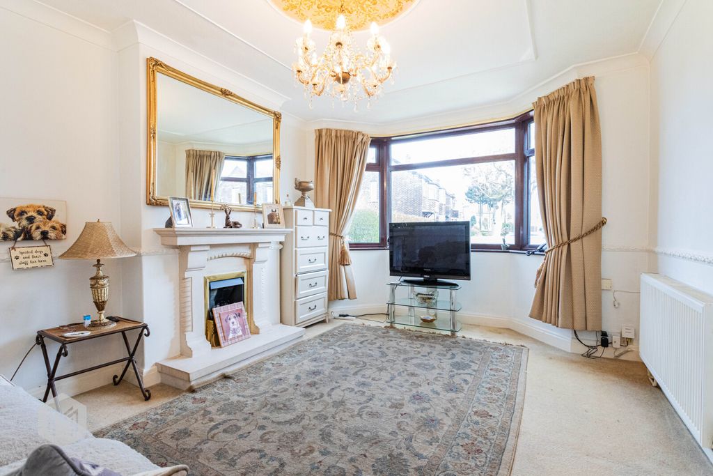 Property photo 2 of 21 Picture No. 22