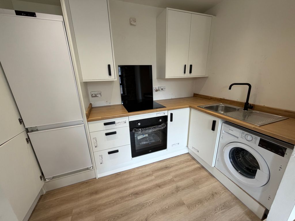 Property photo 1 of 7 Image