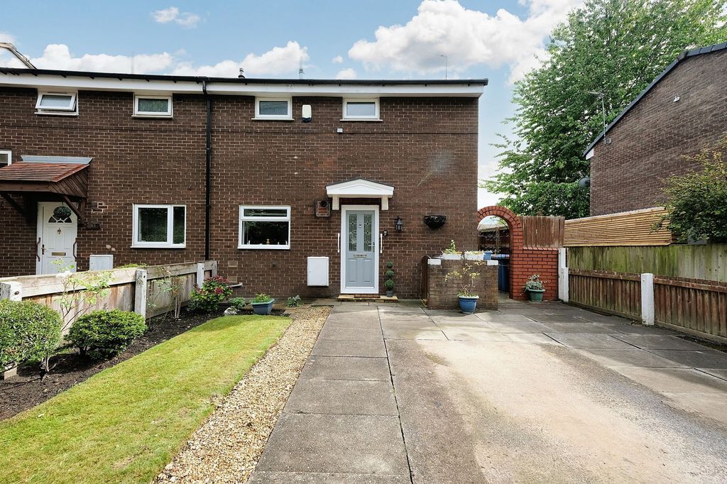 Property photo 1 of 11
