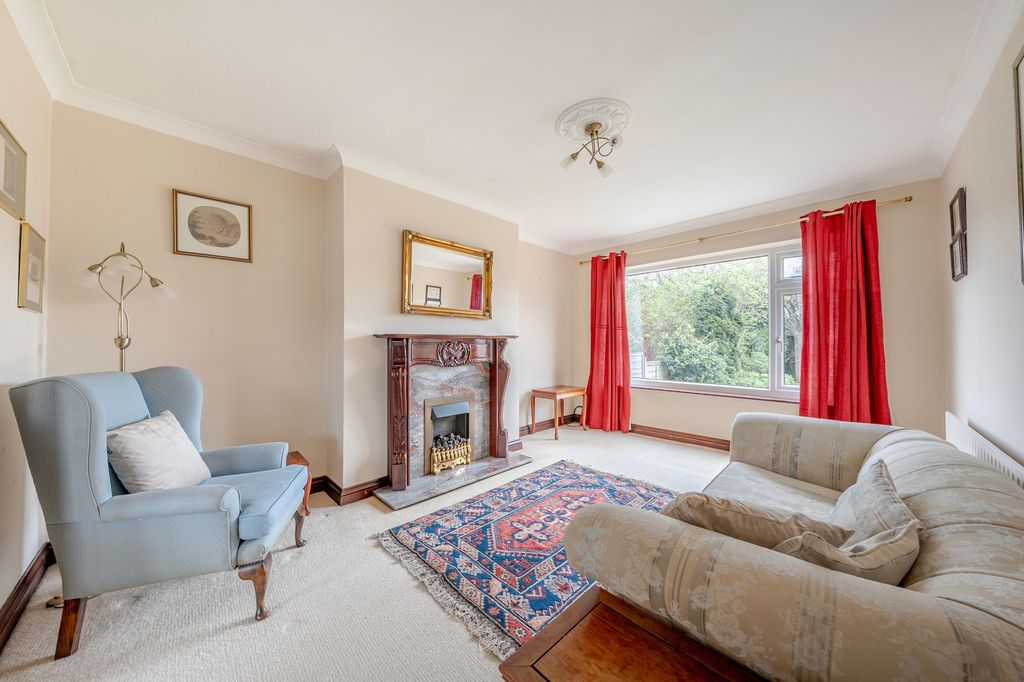 Property photo 2 of 22