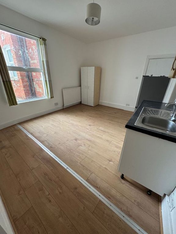 Property photo 3 of 4