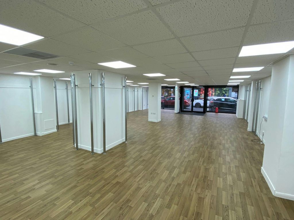 Property photo 3 of 5 8.Jpg