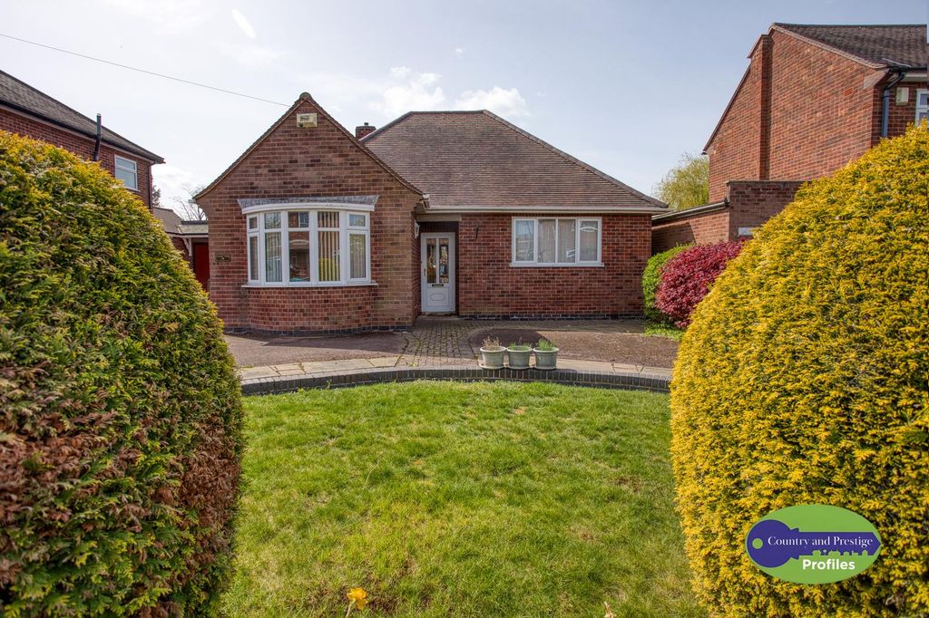 Property photo 1 of 27 19 Elizabeth Road (1).Jpg