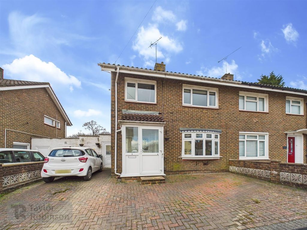 Property photo 1 of 14 Cam02600G0-Pr0422-Still022.Jpg