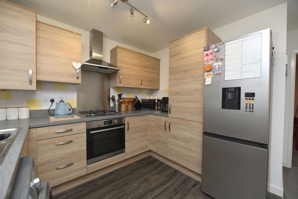 Property photo 3 of 14