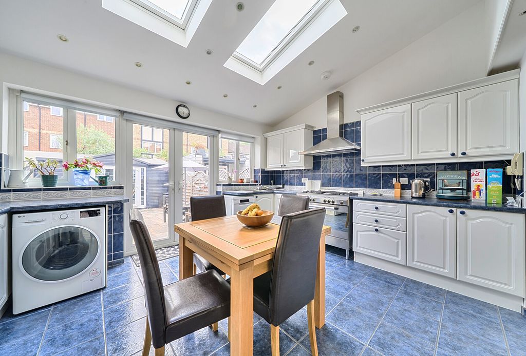 Property photo 3 of 22 1485492-6-6A44384...