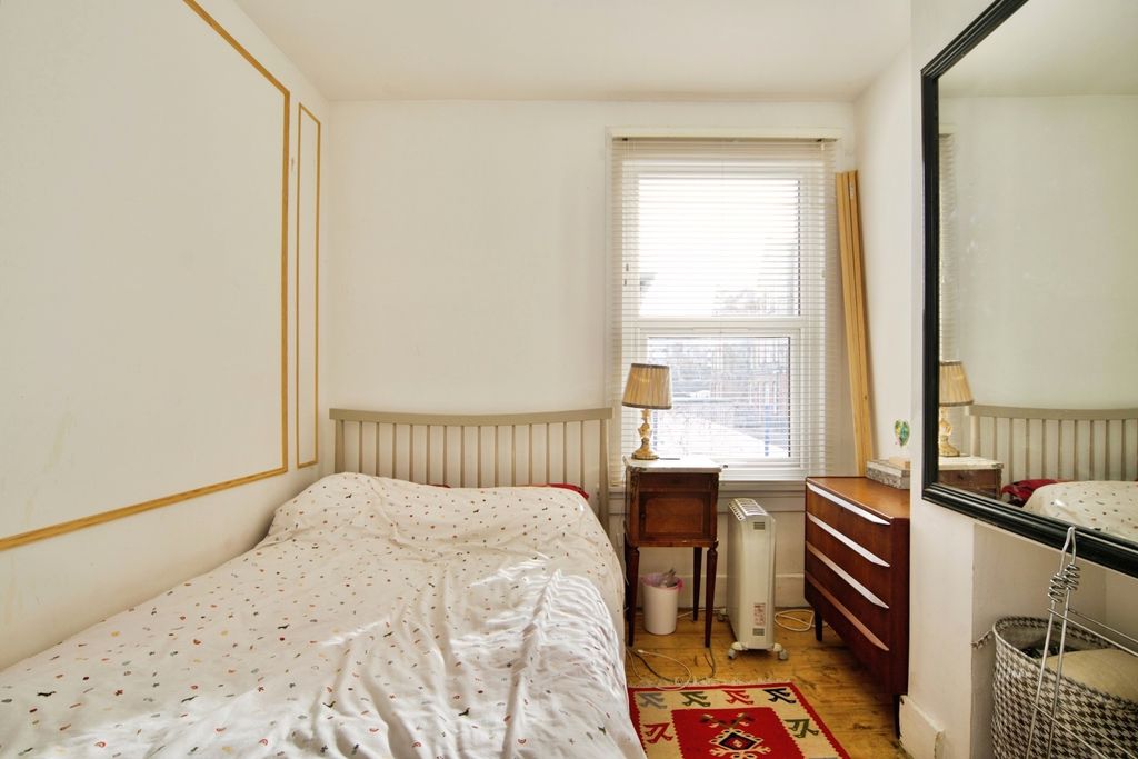 Property photo 2 of 11 Pbox-Img.Jpg