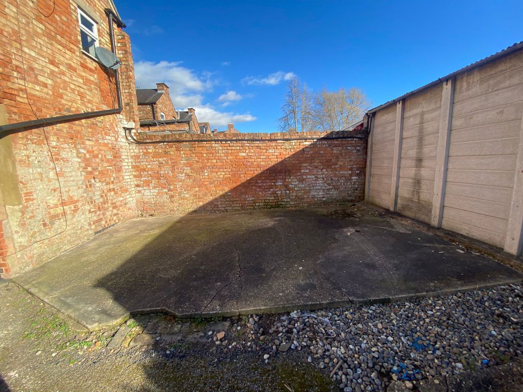 Property photo 2 of 4