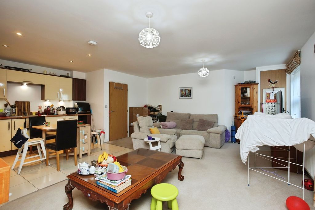 Property photo 2 of 14 Pbox-Img.Jpg