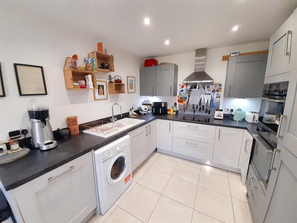 Property photo 3 of 17 Kitchen Dining Room 3 New.Jpg