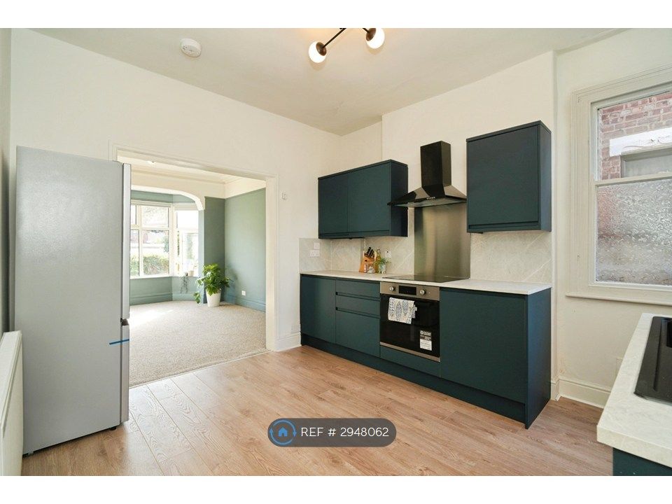 Property photo 3 of 31