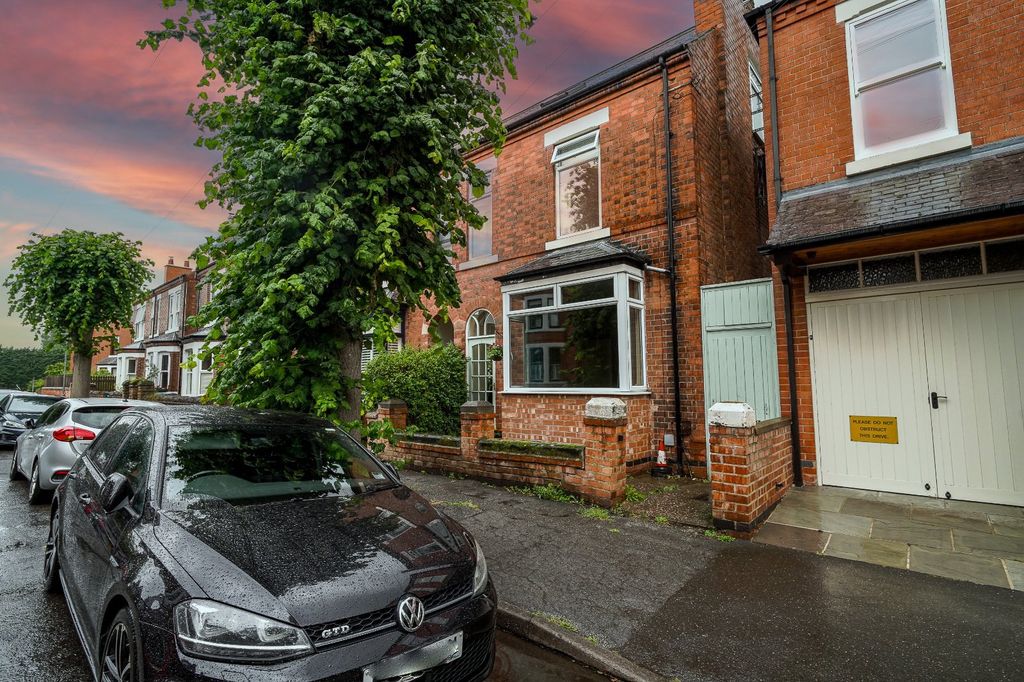 Property photo 1 of 21 Picture No. 27