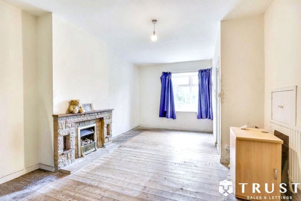 Property photo 3 of 24