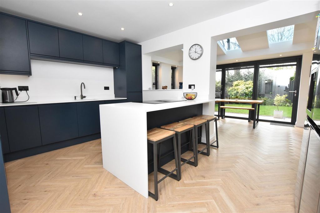 Property photo 3 of 23 Dsc_0886 - Copy (10).Jpg