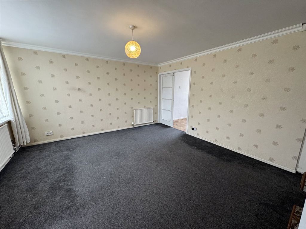 Property photo 2 of 13 Picture No. 14