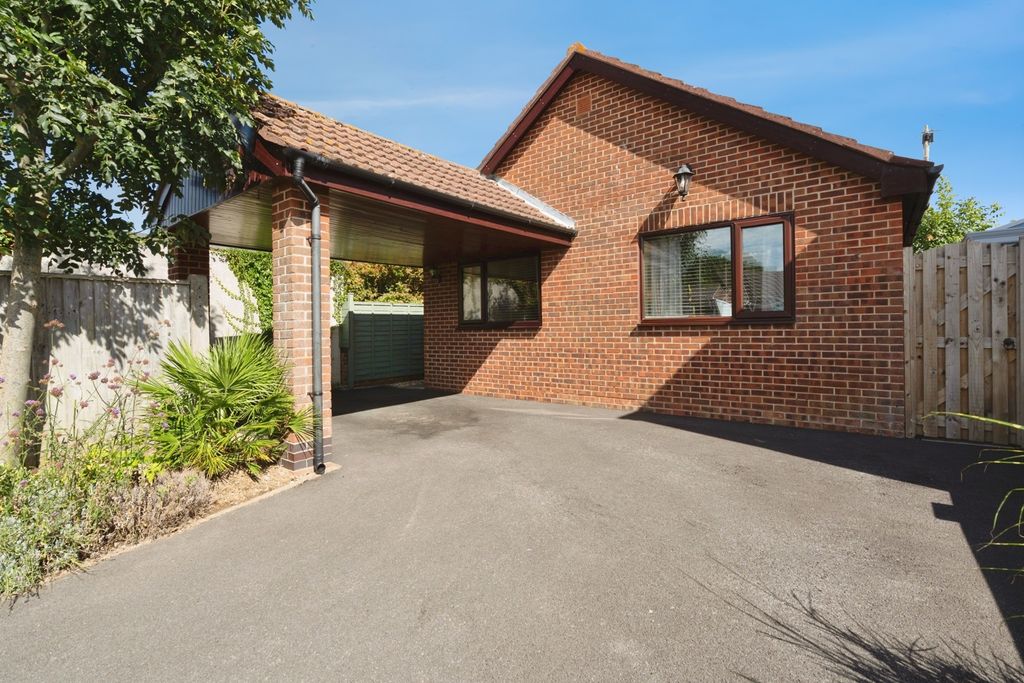 Property photo 1 of 19 Pbox-Img.Jpg