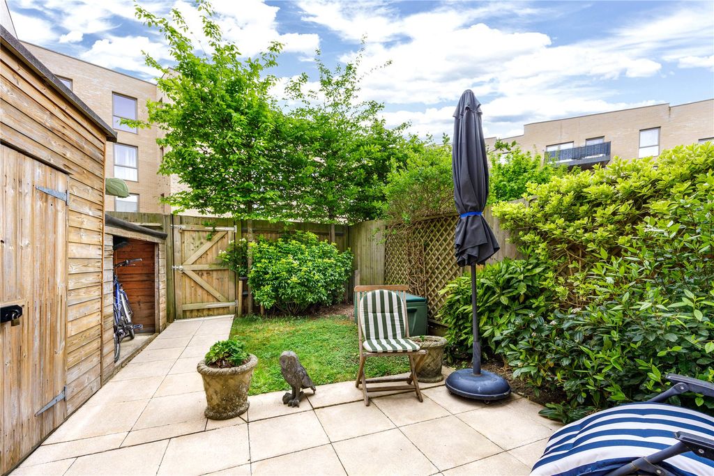 Property photo 3 of 18 Picture No. 15