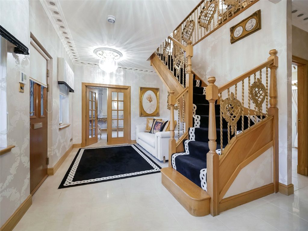 Property photo 2 of 20 Picture No. 30