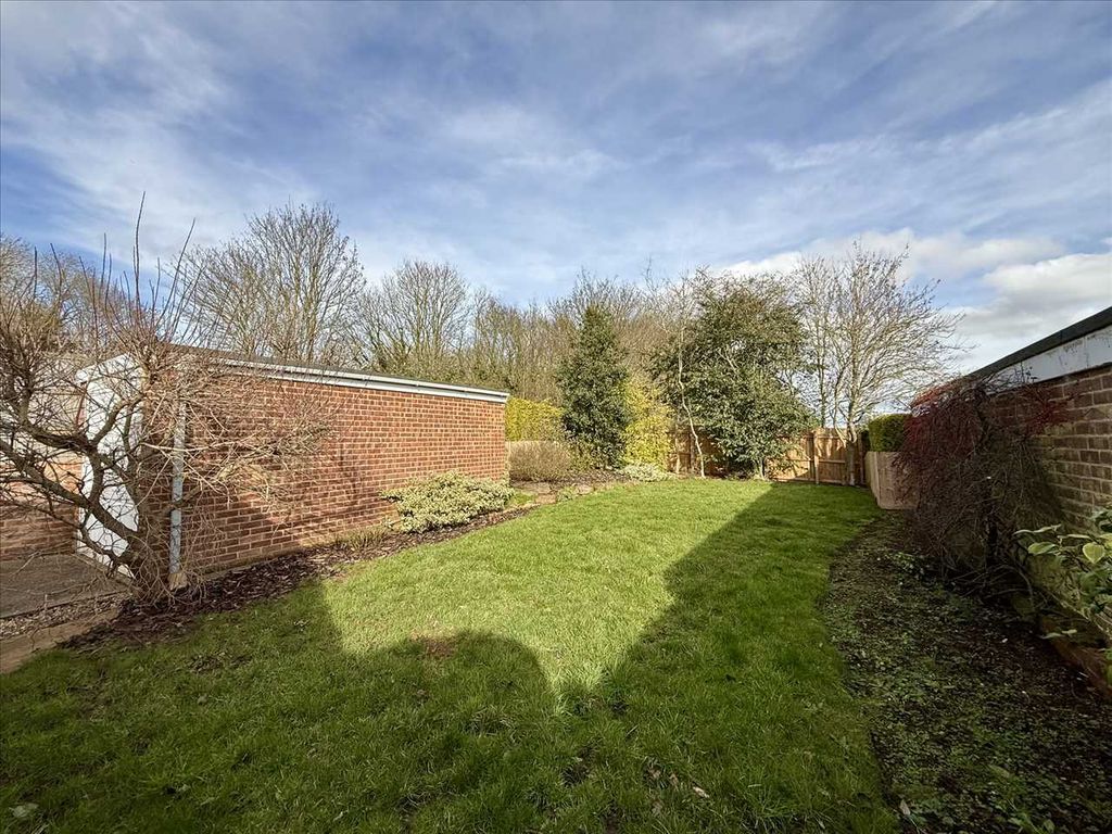 Property photo 2 of 22