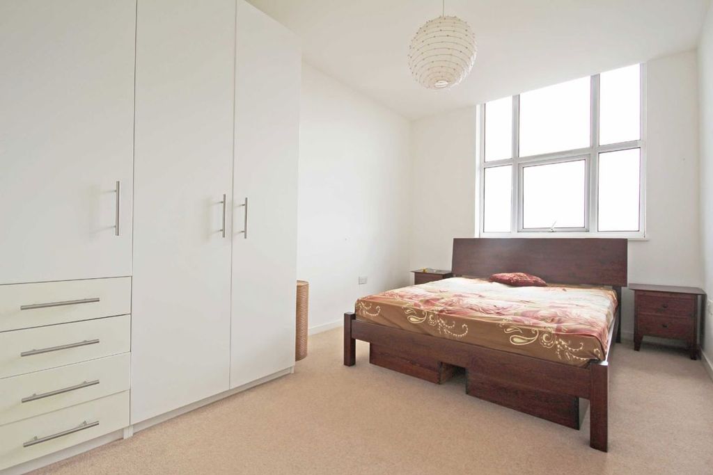 Property photo 3 of 3
