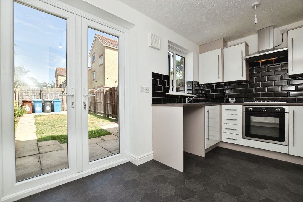 Property photo 2 of 14 Pbox-Img.Jpg