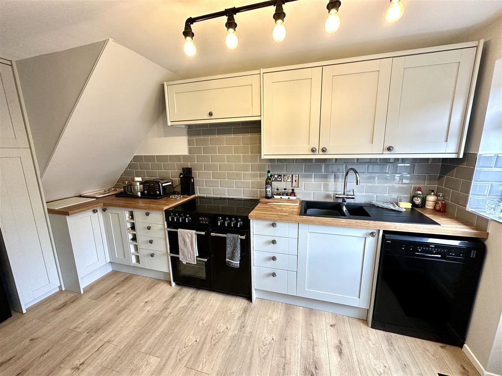 Additional image 4 of 3 bed terraced house for saleAust Crescent, Bulwark, Chepstow NP16