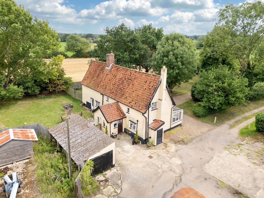 Property photo 2 of 29