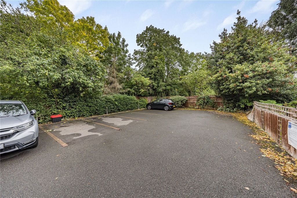 Property photo 2 of 11 Picture No. 08