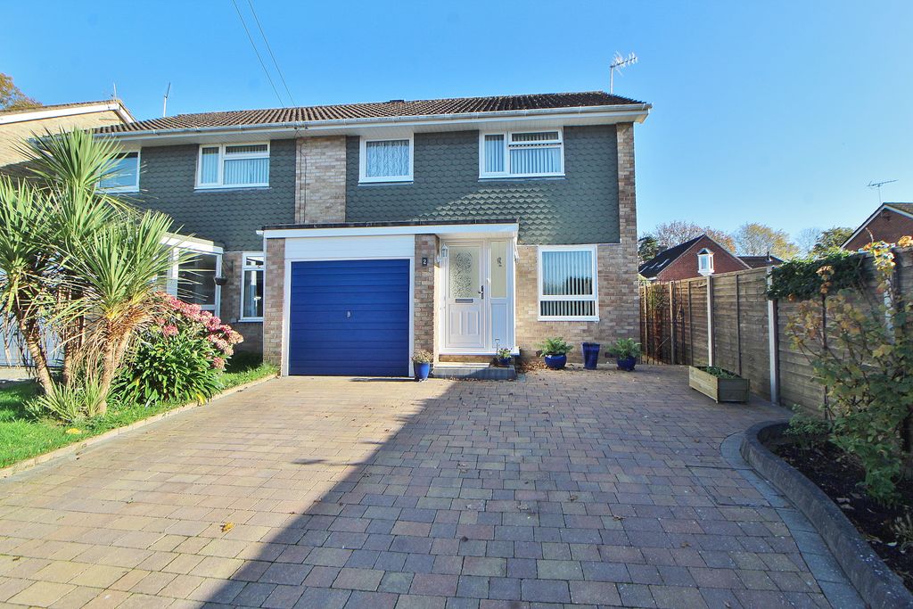 Property photo 1 of 18