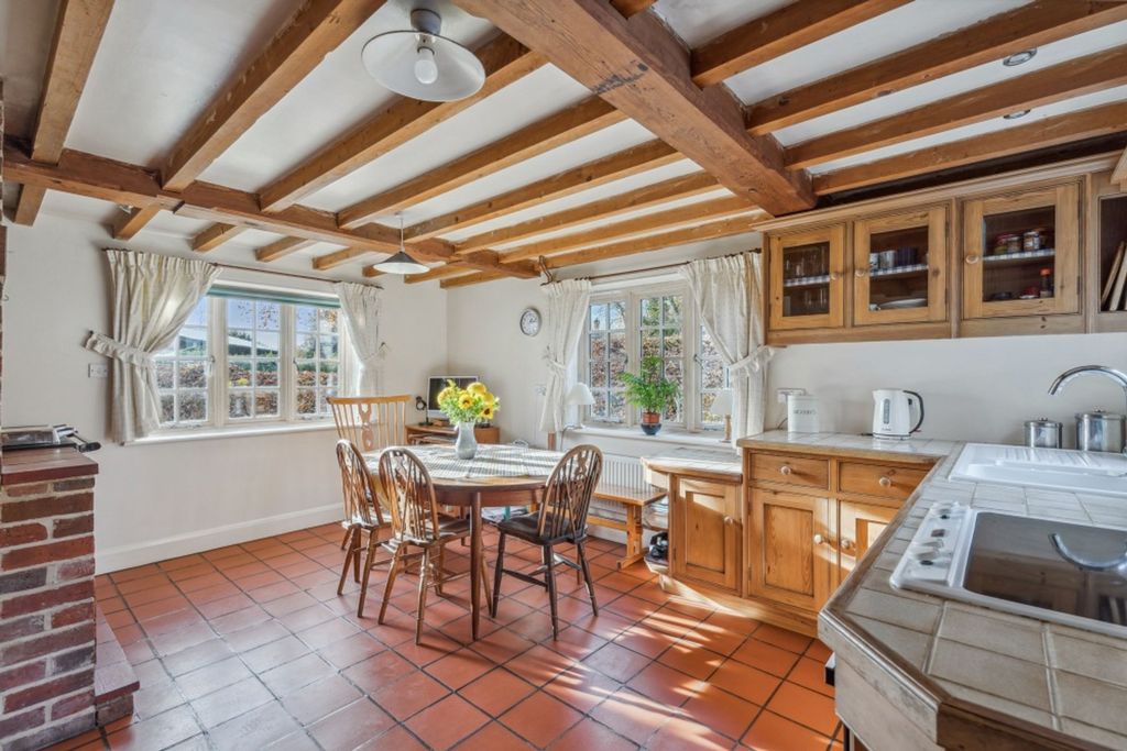 Property photo 2 of 18 Breakfast Room