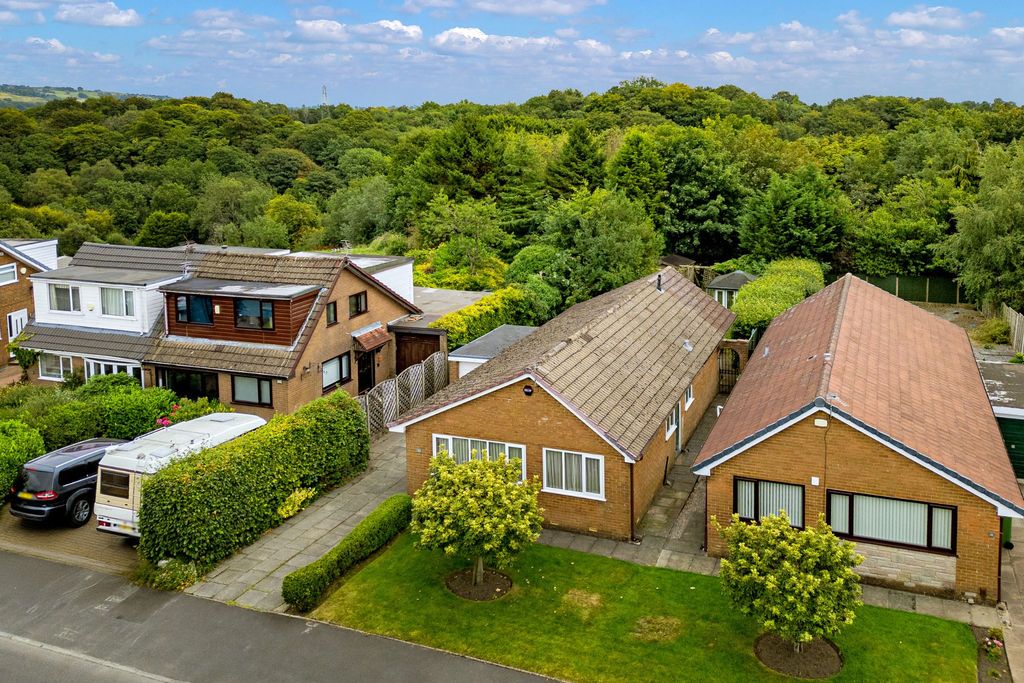 Property photo 1 of 31 Photograph 1