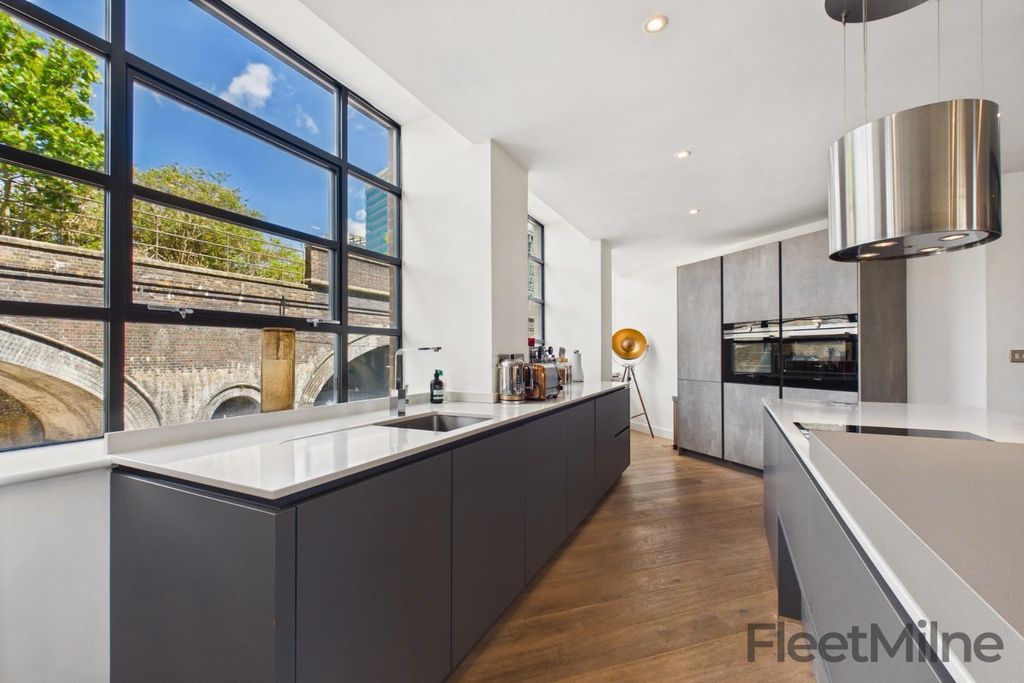 Additional image 6 of 3 bed flat for saleQueensway House, 57 Livery Street B3