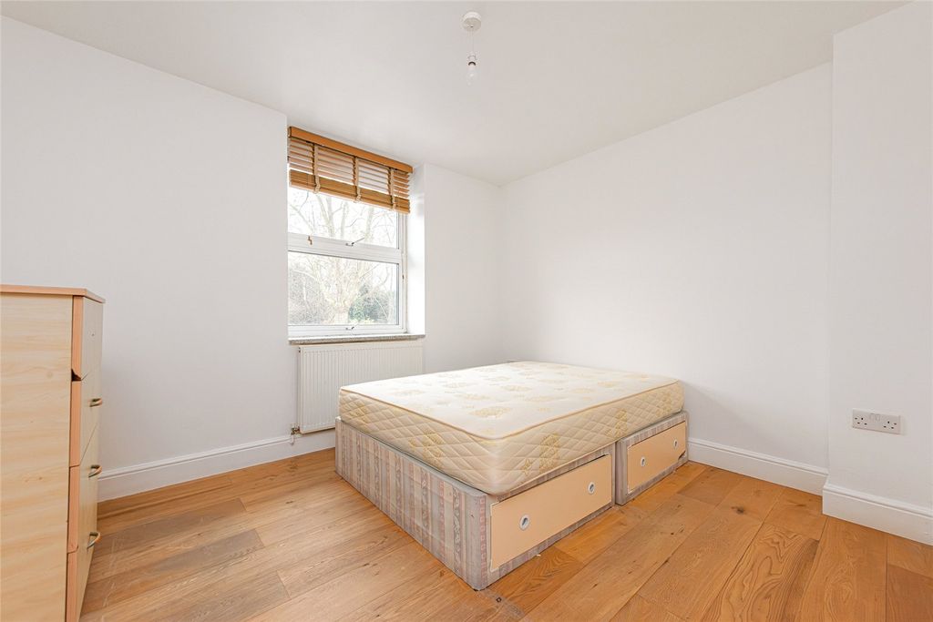 Property photo 2 of 10 Picture No. 14