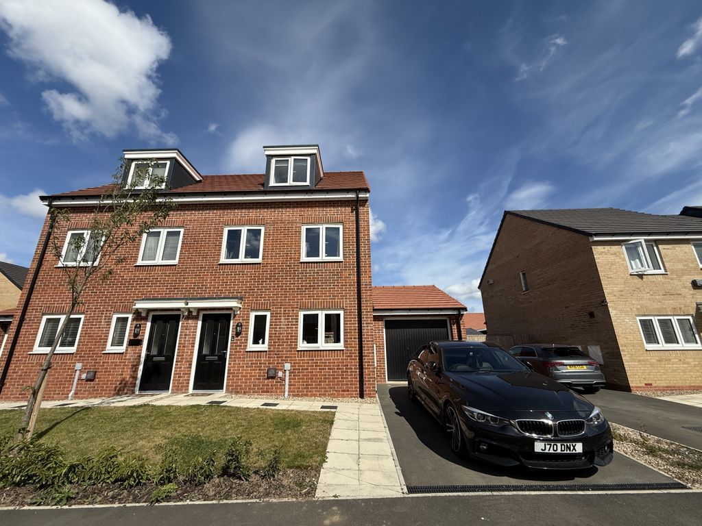 Property photo 1 of 14 Img_0100