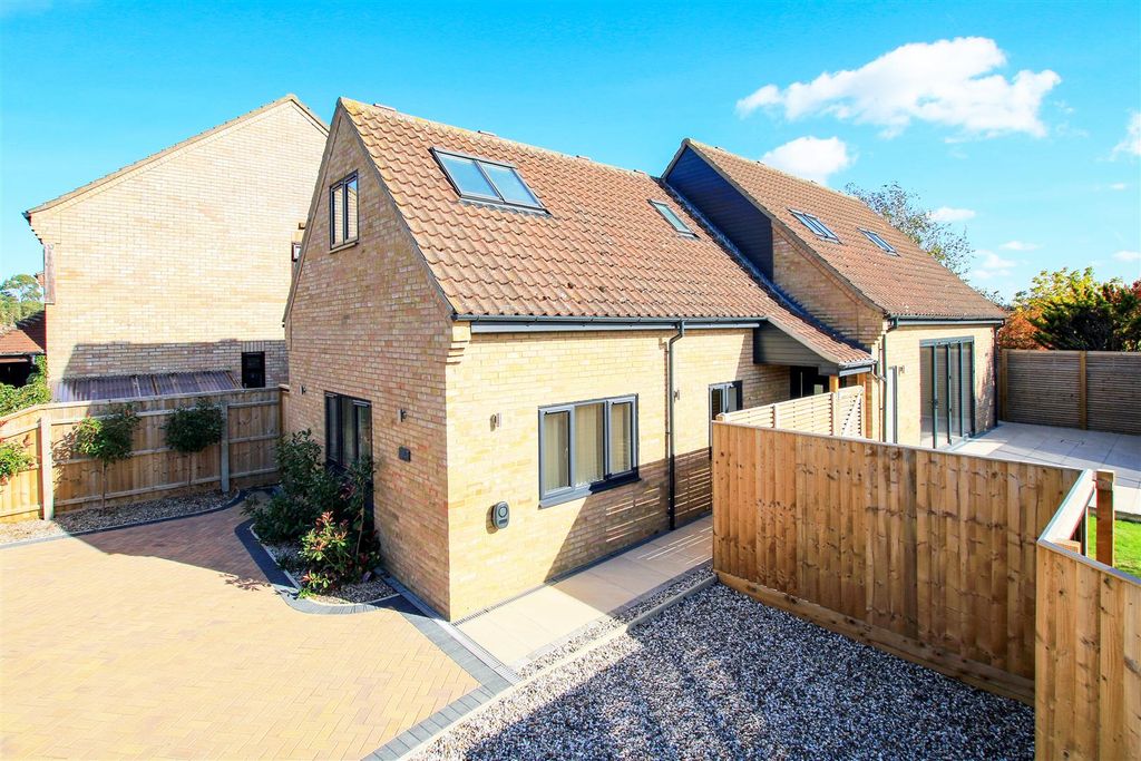 Property photo 1 of 32 Img_5252.Jpg